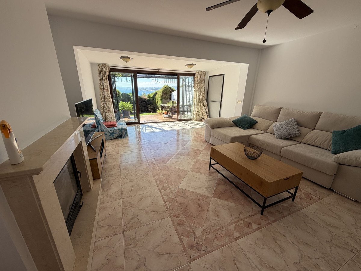 4 Bed Townhouse in Estepona