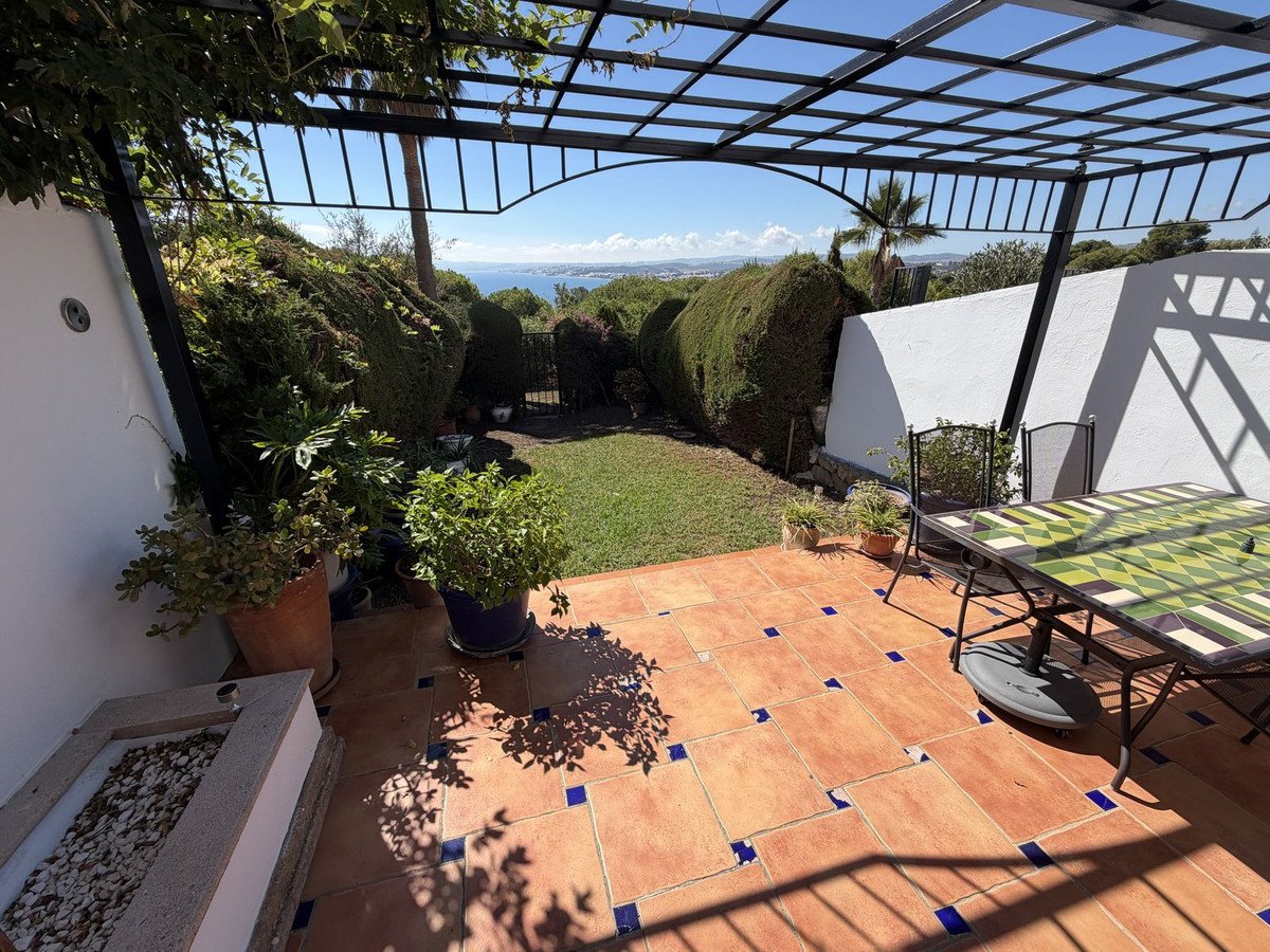 4 Bed Townhouse in Estepona