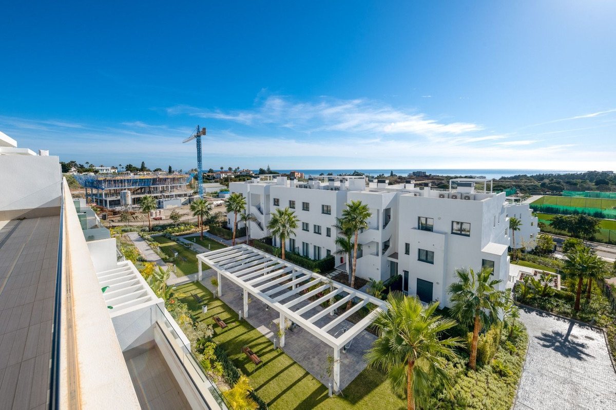 3 Bed Penthouse Duplex in Estepona