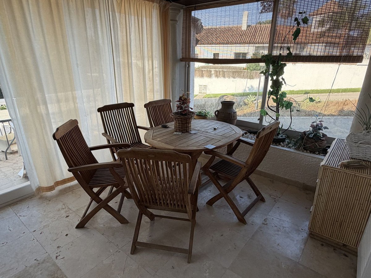 2 Bed Townhouse in El Paraiso