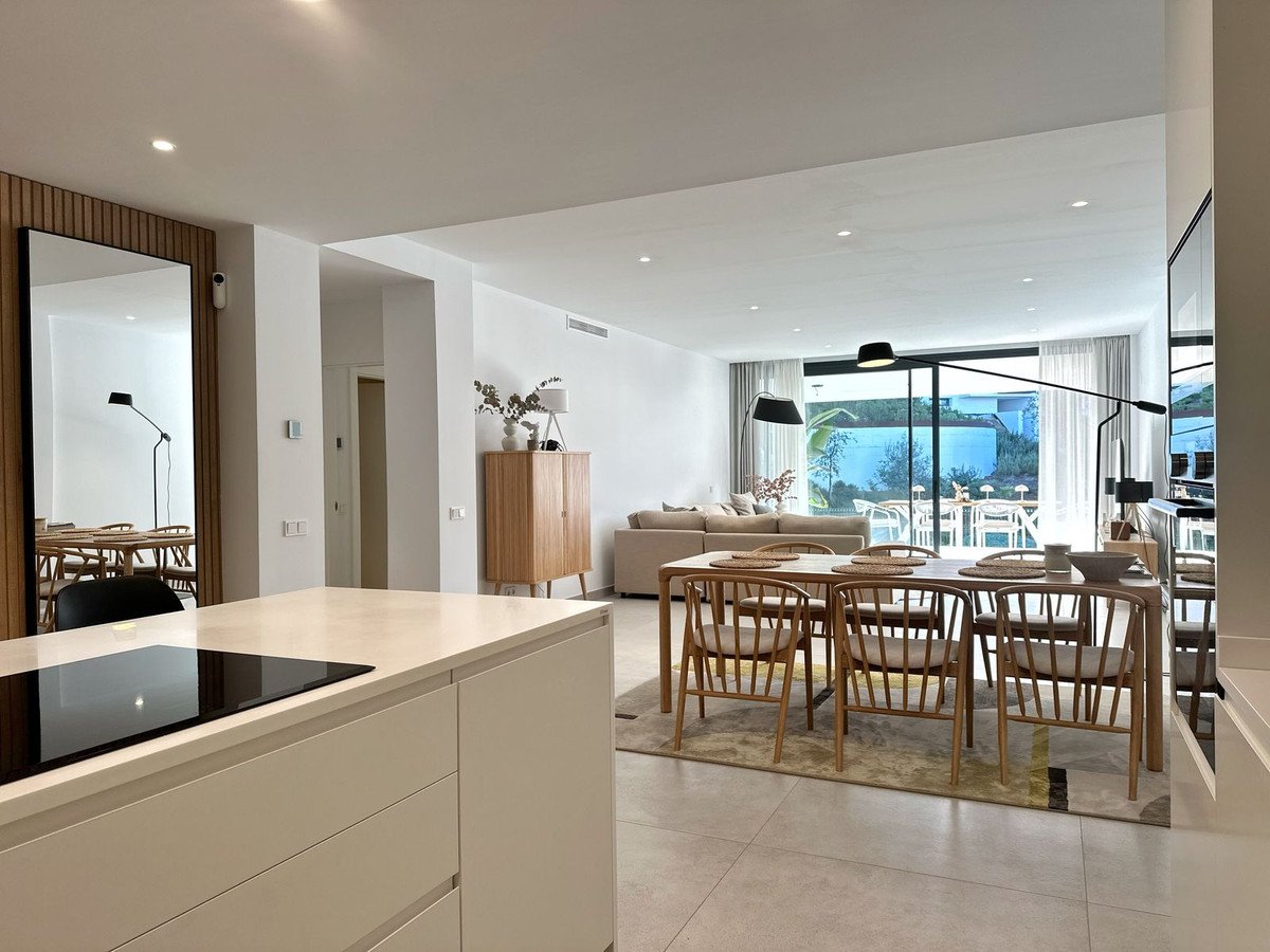 2 Bed Ground Floor Apartment in Cabopino