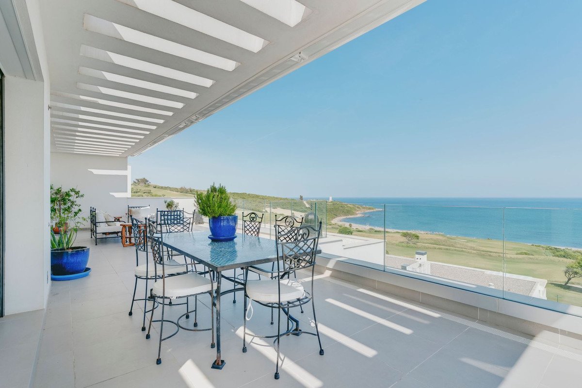3 Bed Penthouse in La Alcaidesa