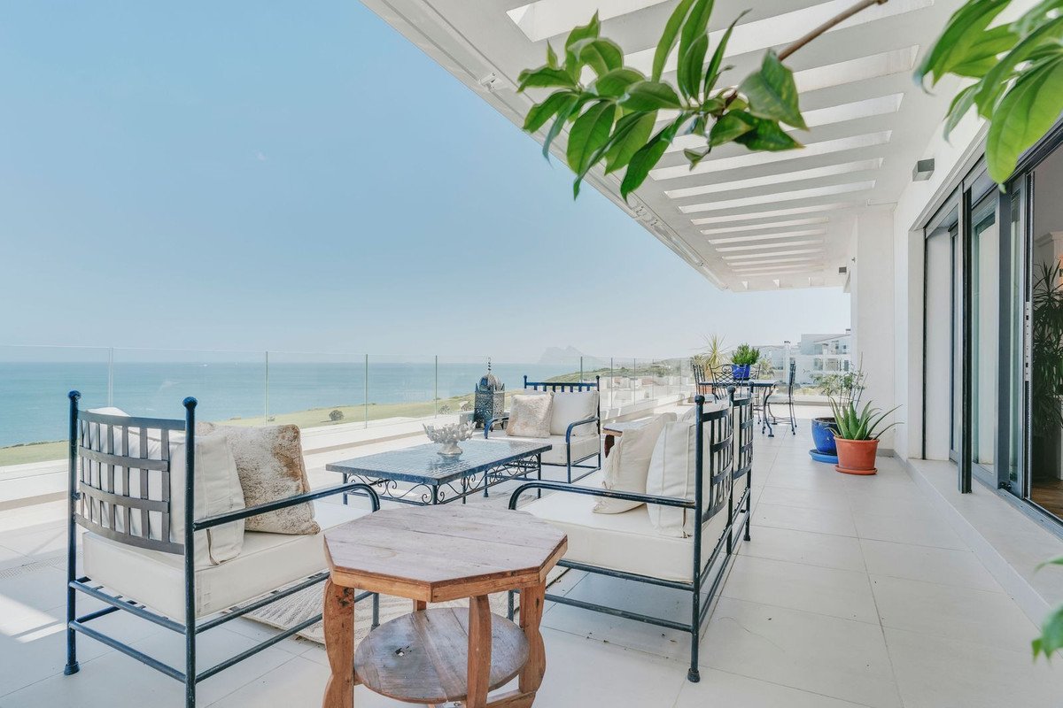 3 Bed Penthouse in La Alcaidesa