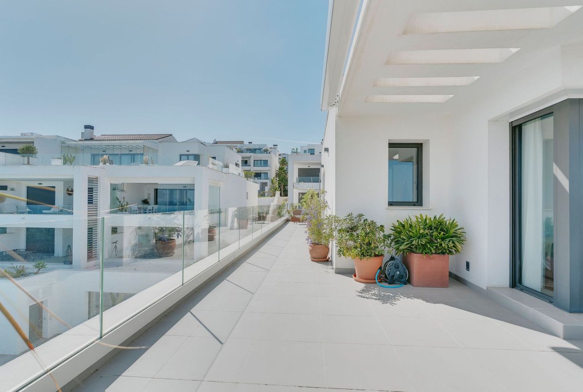 3 Bed Penthouse in La Alcaidesa