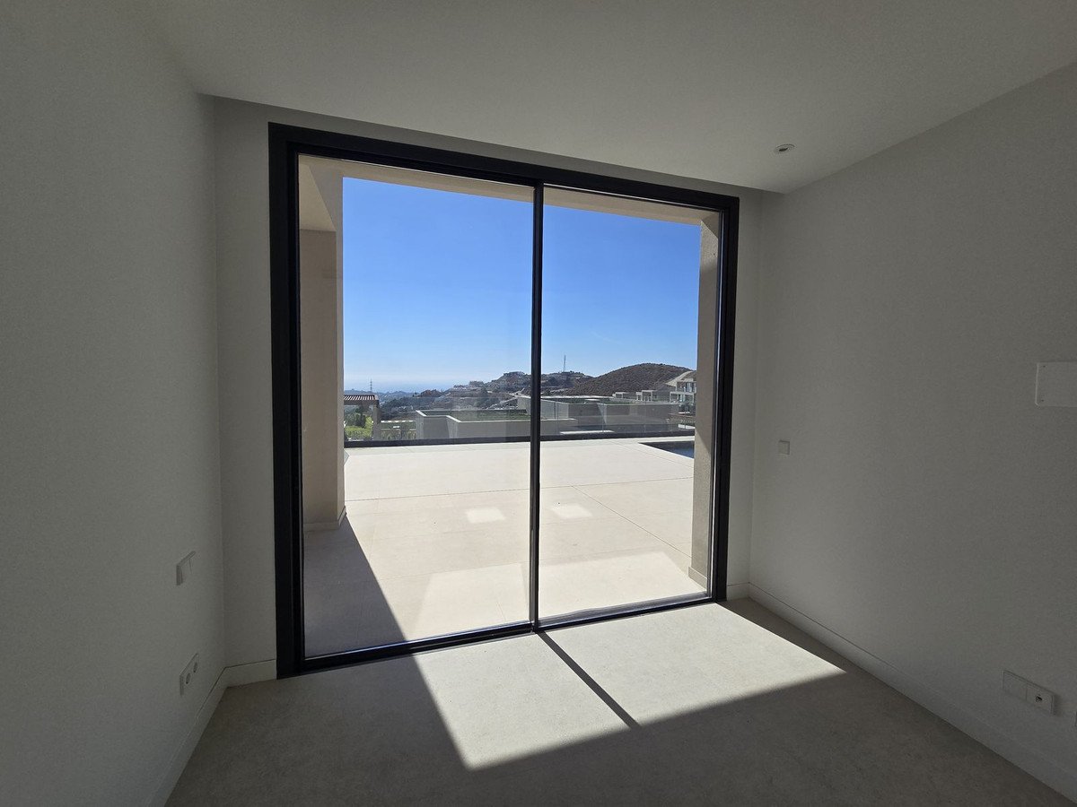 5 Bed Detached Villa in Benahavís