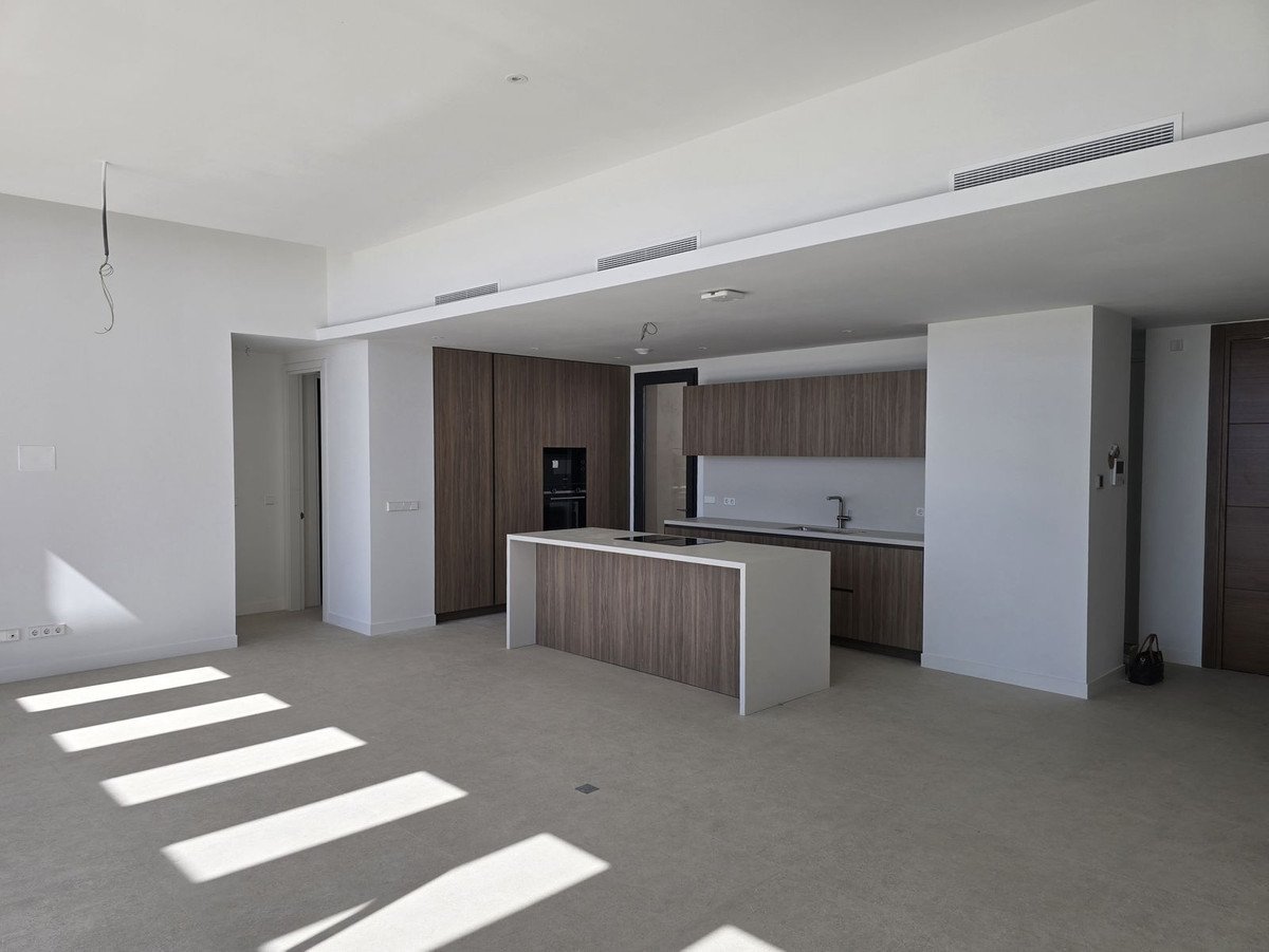 5 Bed Detached Villa in Benahavís