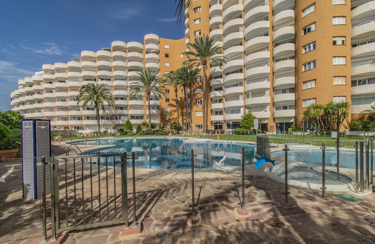 Middle Floor Studio in Marbesa