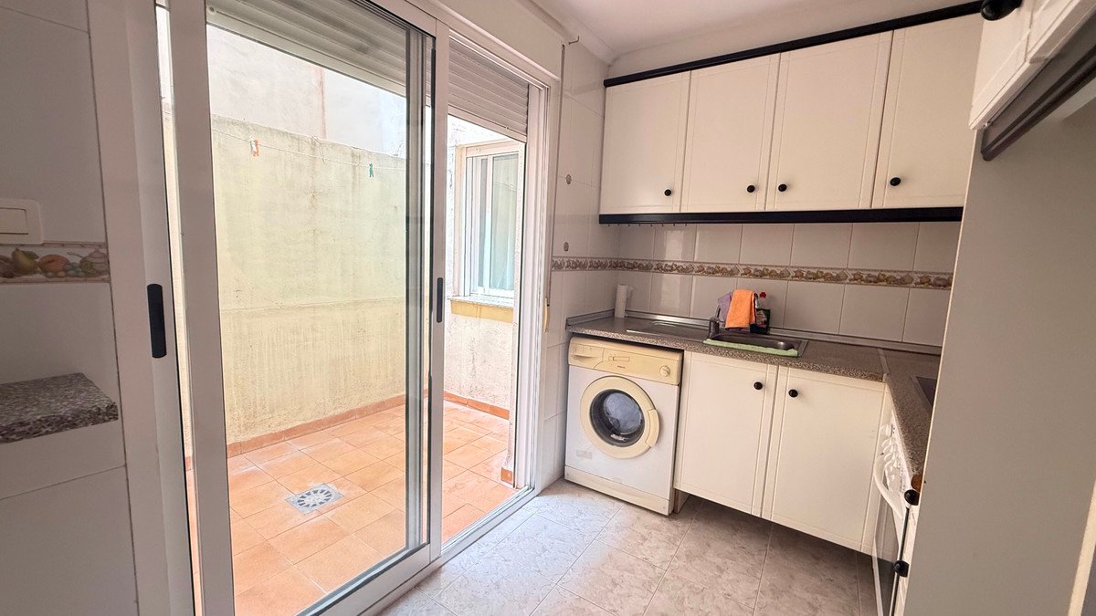 2 Bed Ground Floor Apartment in San Miguel de Salinas