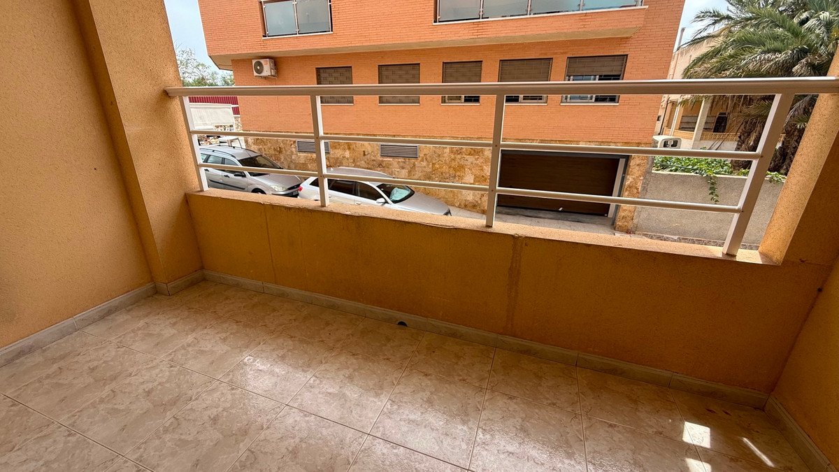 2 Bed Ground Floor Apartment in San Miguel de Salinas