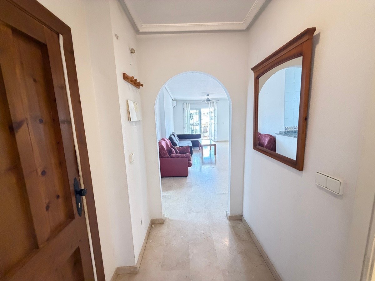 2 Bed Middle Floor Apartment in Villamartin