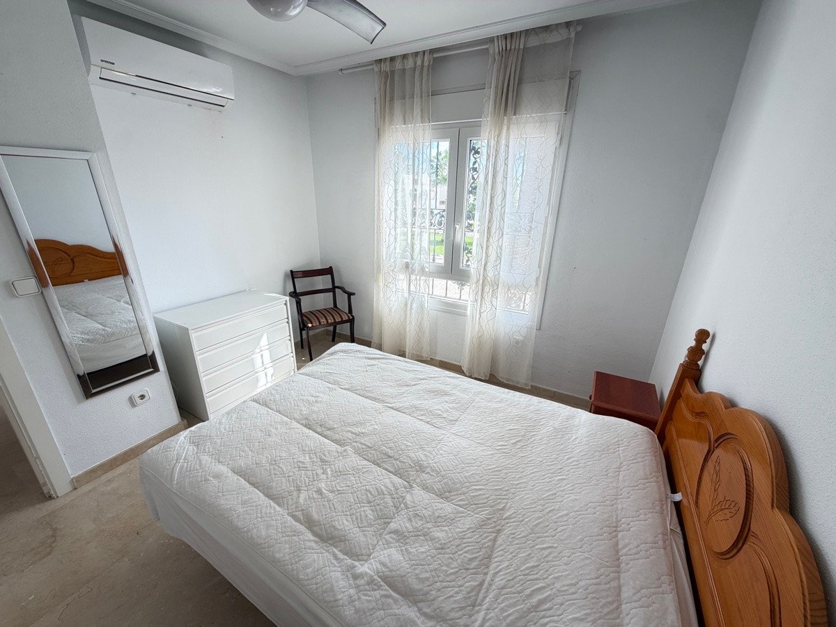 2 Bed Middle Floor Apartment in Villamartin