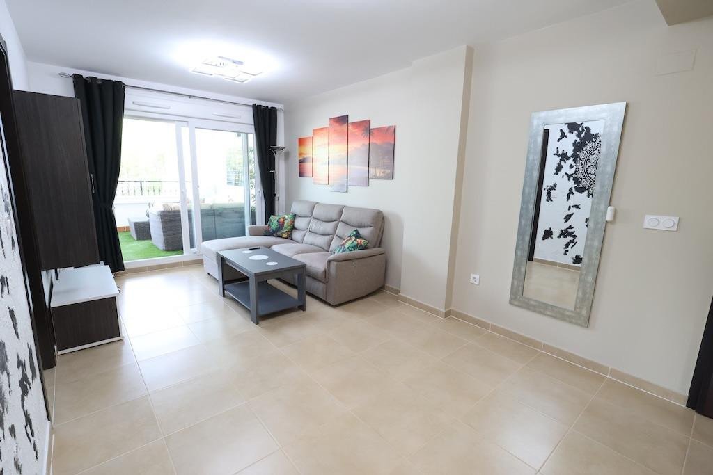 2 Bed Ground Floor Apartment in Orihuela Costa