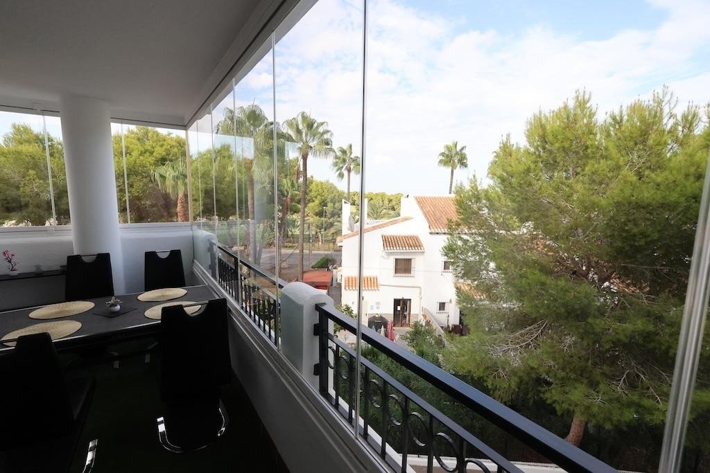 2 Bed Ground Floor Apartment in Orihuela Costa