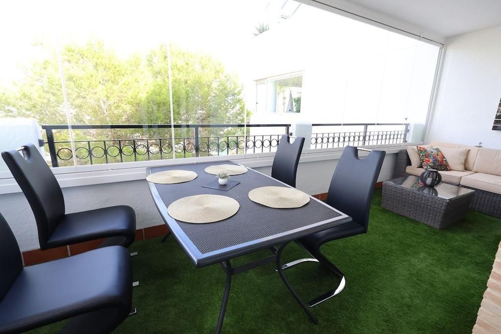 2 Bed Ground Floor Apartment in Orihuela Costa