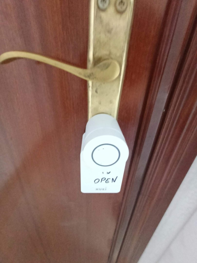4 Bed Middle Floor Apartment in La Luz