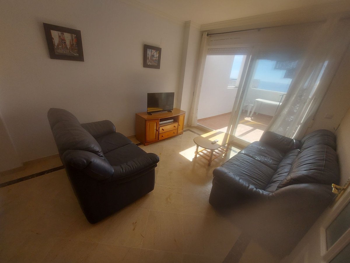 2 Bed Penthouse in La Duquesa