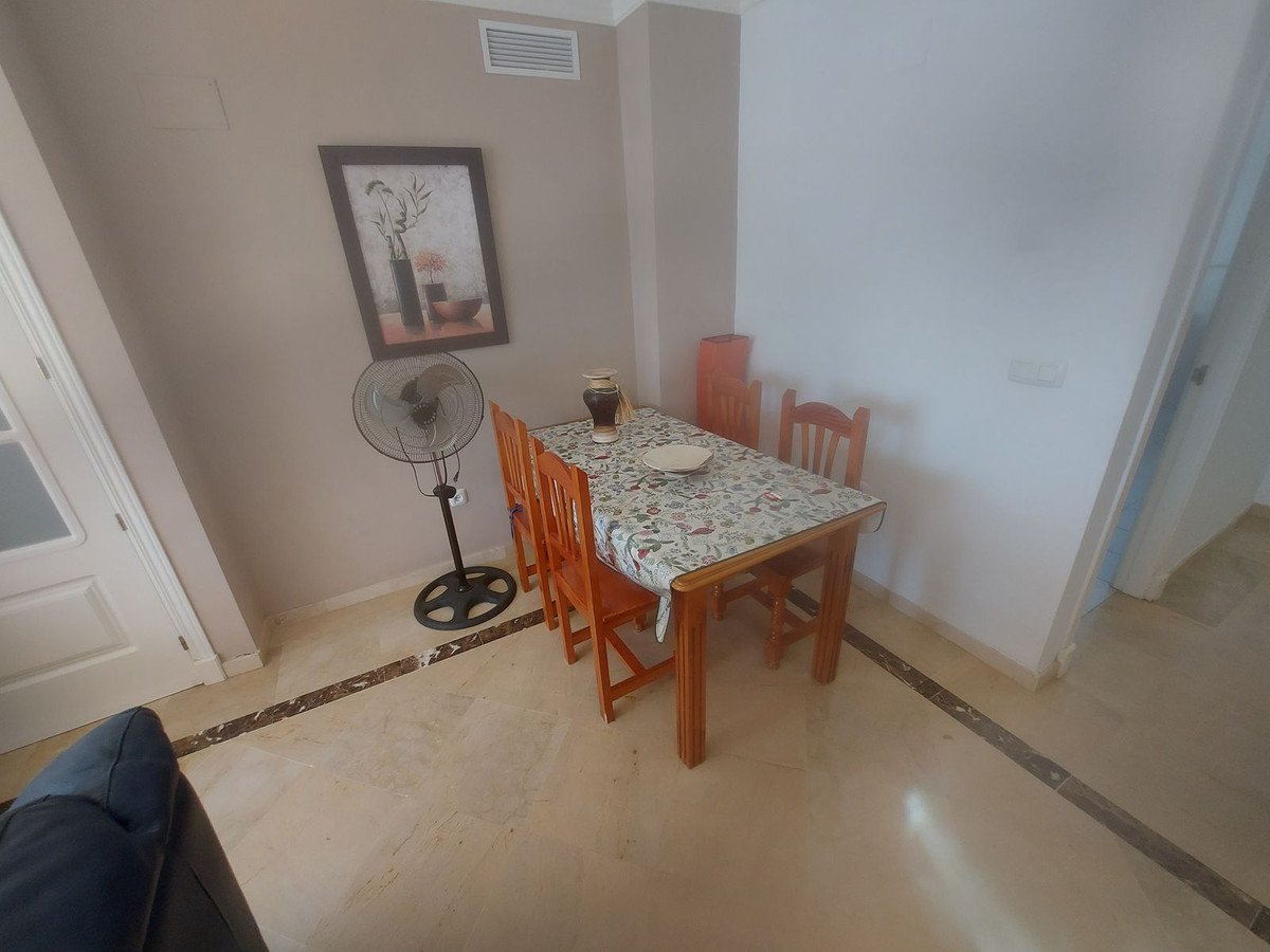 2 Bed Penthouse in La Duquesa