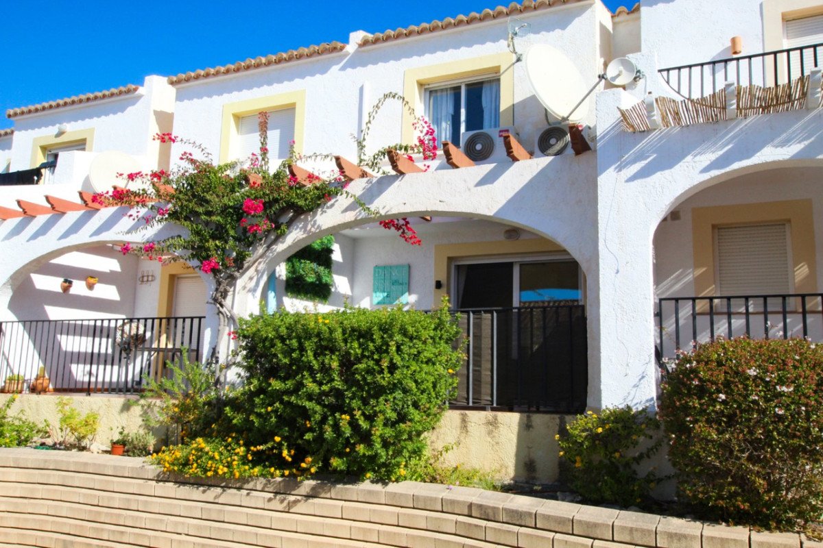 2 Bed Bungalow in Calpe