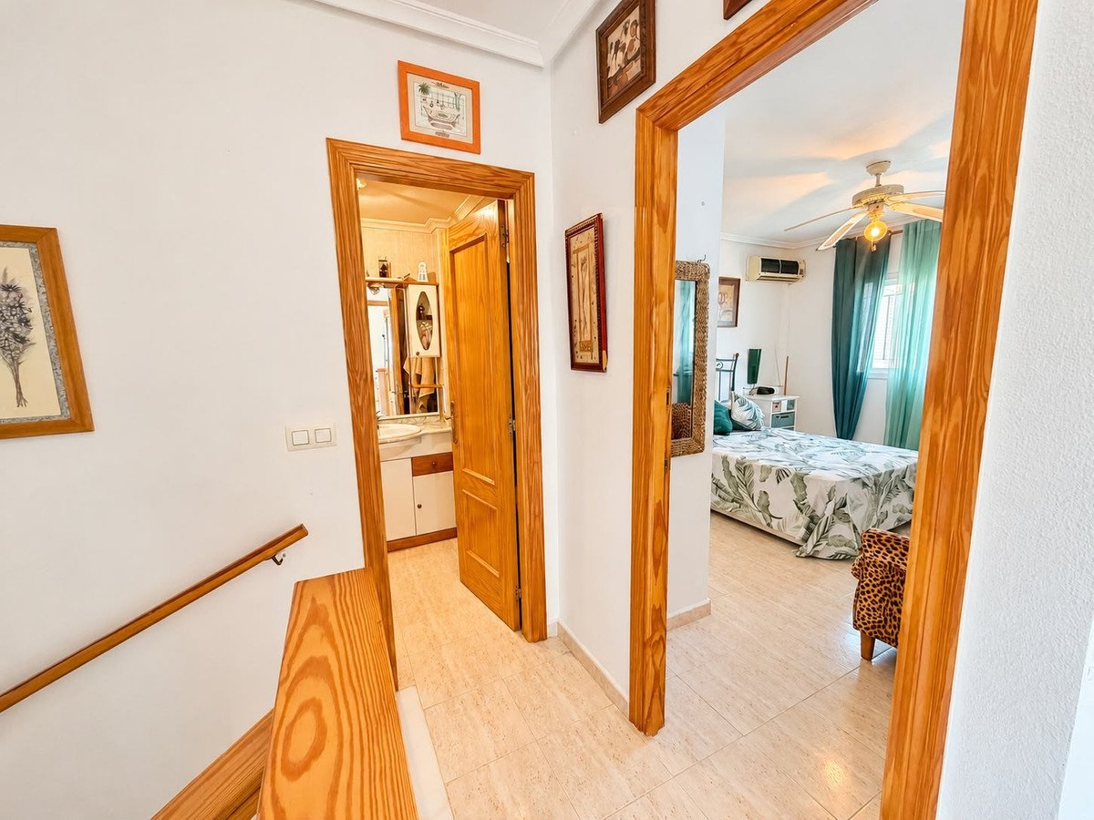 3 Bed Semi-Detached House in La Florida