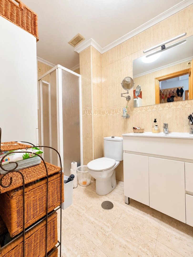 3 Bed Semi-Detached House in La Florida