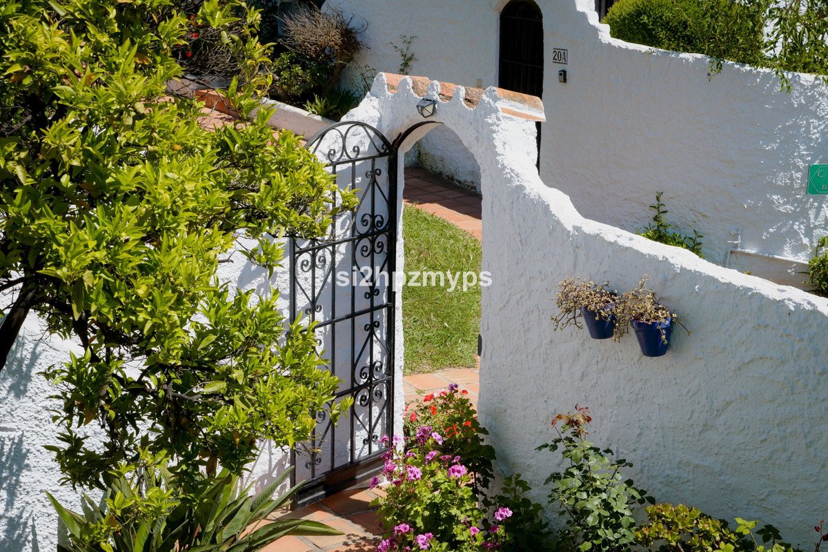 4 Bed Townhouse in Nerja