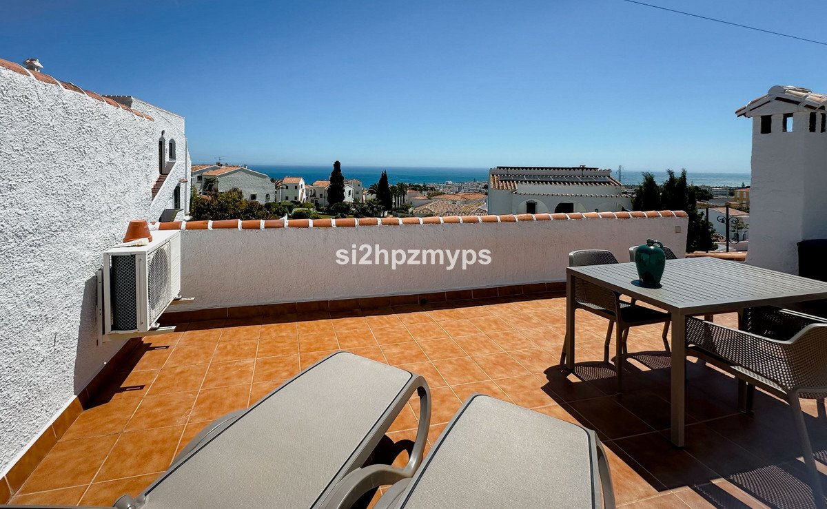 4 Bed Townhouse in Nerja