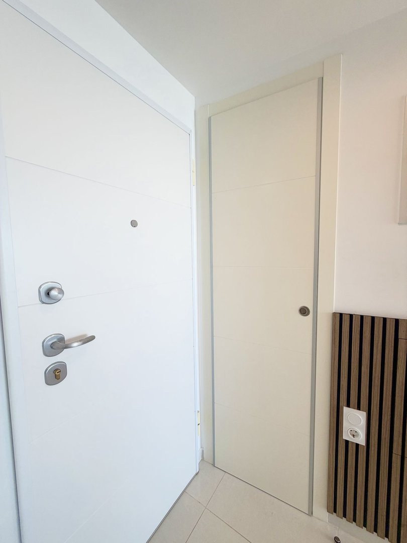 2 Bed Middle Floor Apartment in Punta Prima