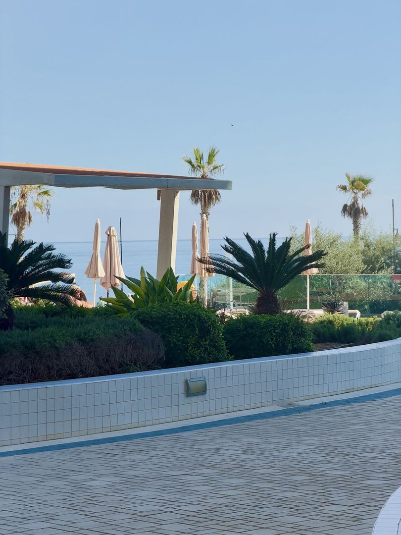 2 Bed Middle Floor Apartment in Punta Prima