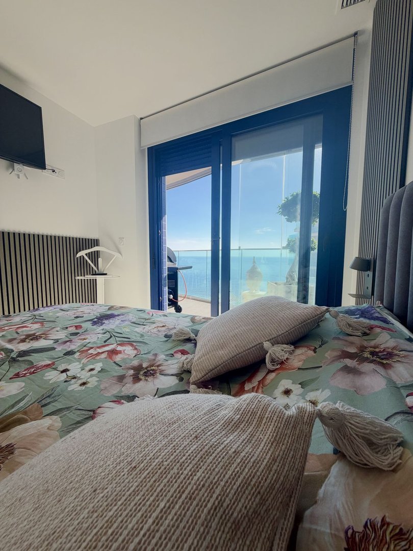 2 Bed Middle Floor Apartment in Punta Prima