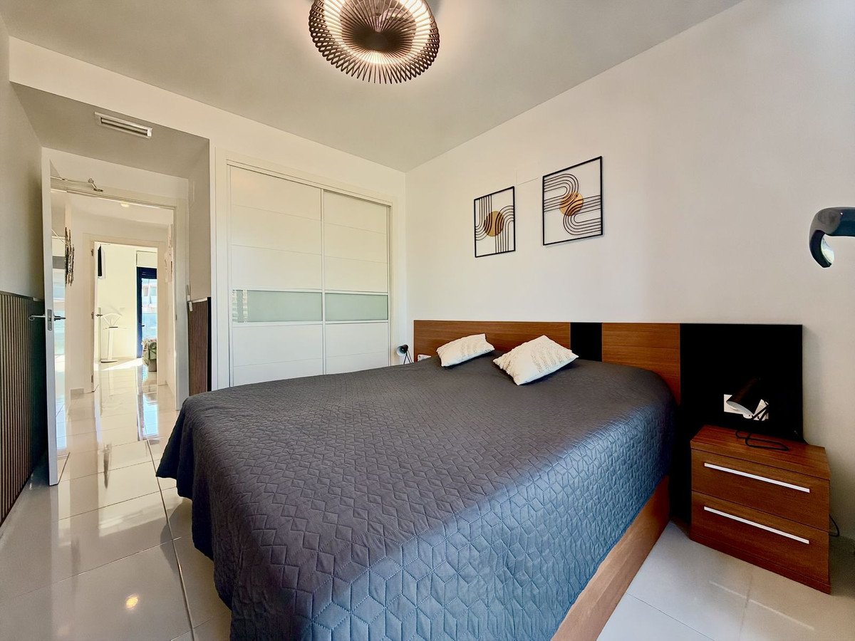 2 Bed Middle Floor Apartment in Punta Prima