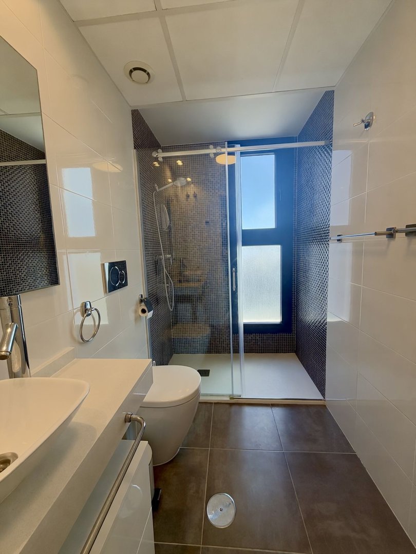 2 Bed Middle Floor Apartment in Punta Prima