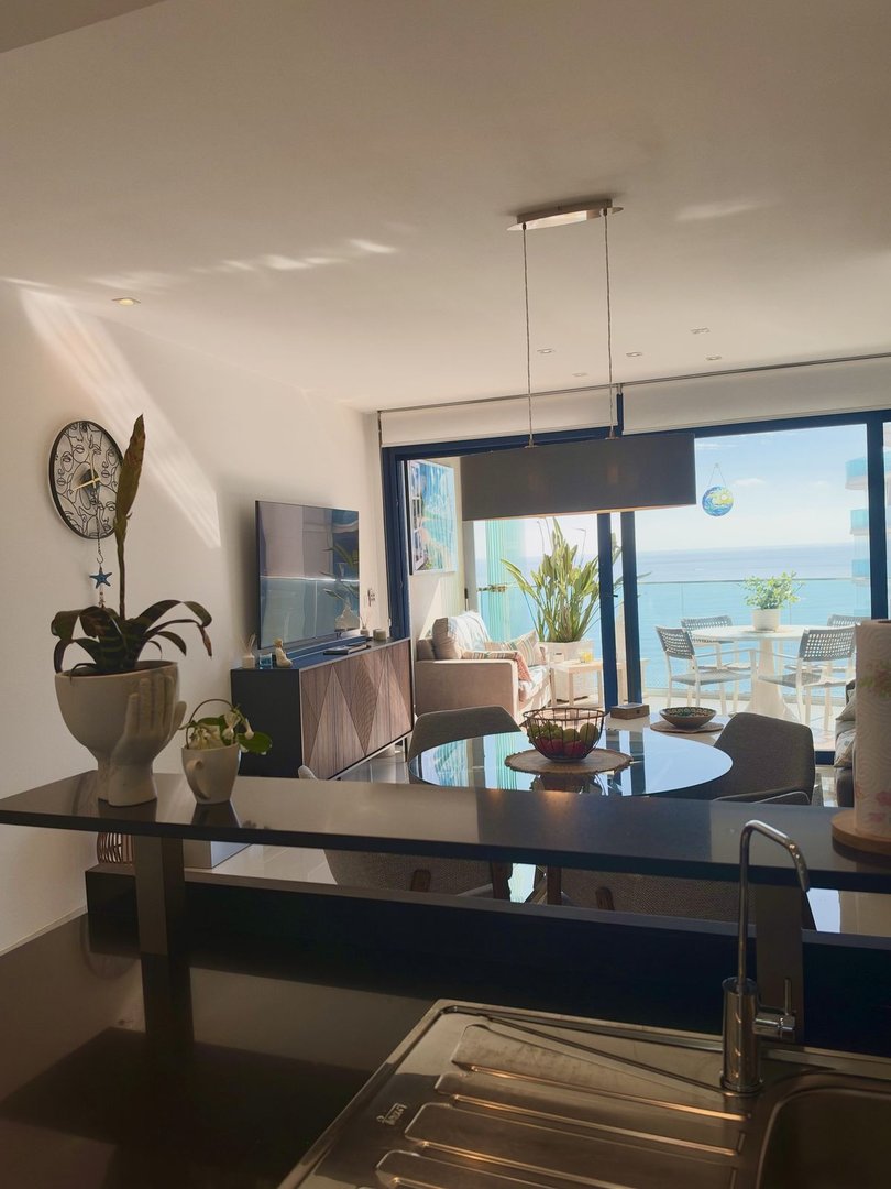 2 Bed Middle Floor Apartment in Punta Prima