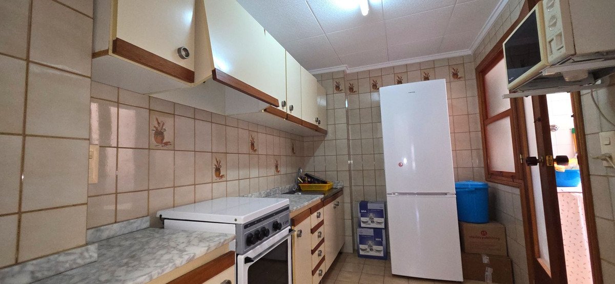 3 Bed Middle Floor Apartment in Torrevieja