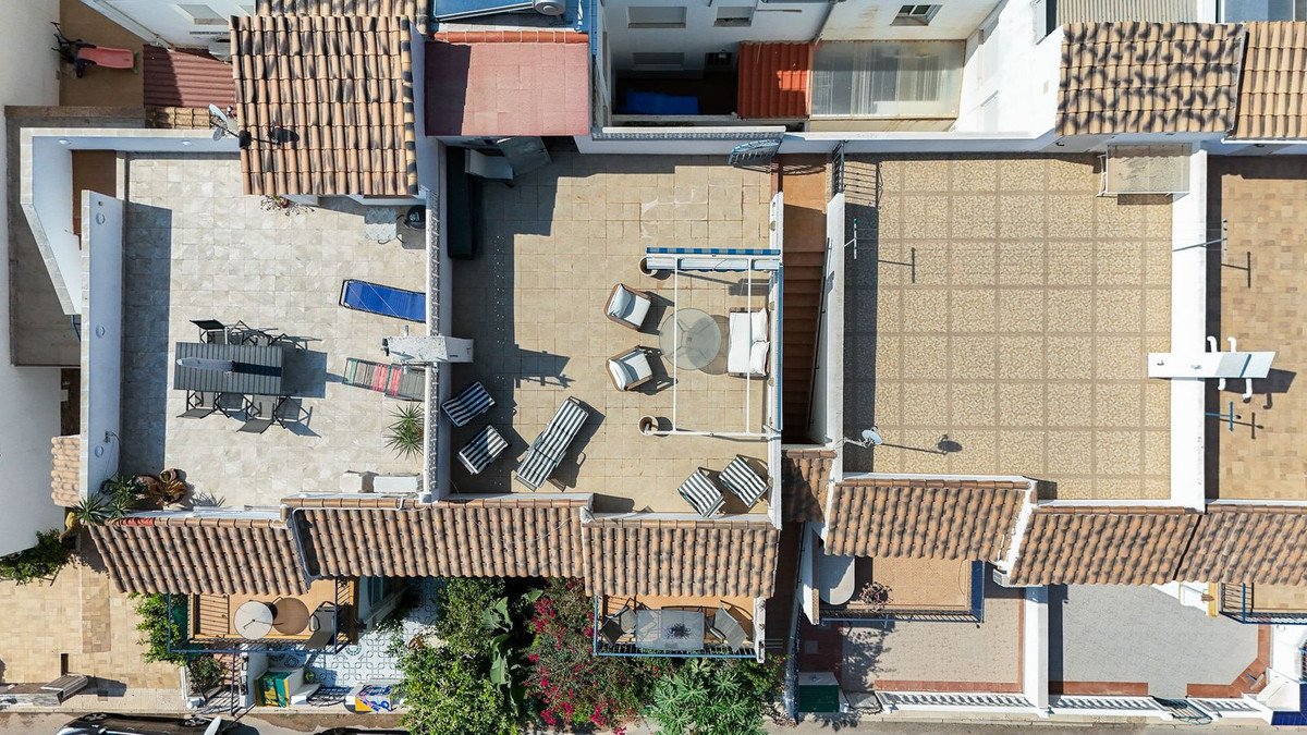 3 Bed Top Floor Apartment in La Florida