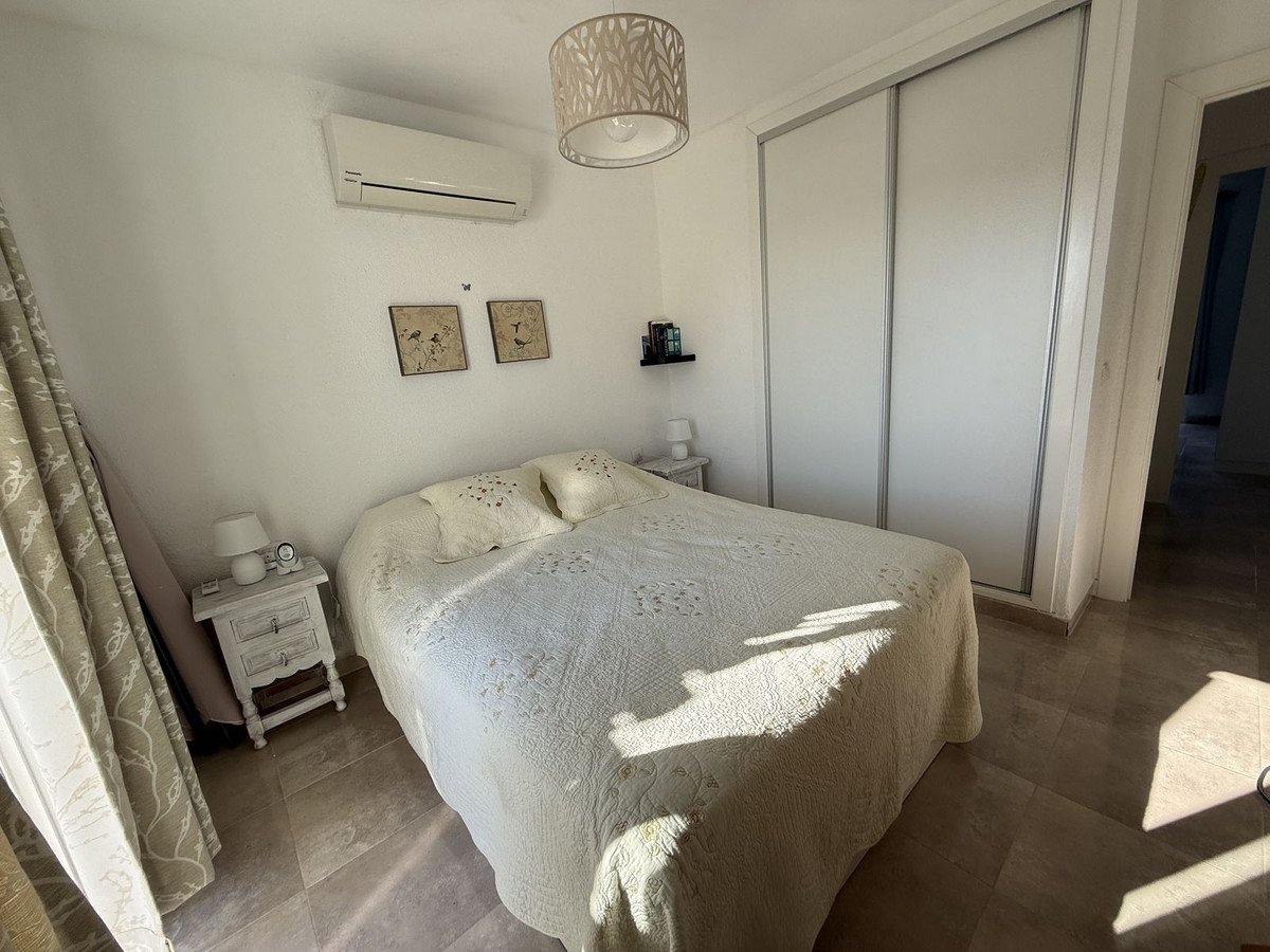 2 Bed Townhouse in Torrevieja