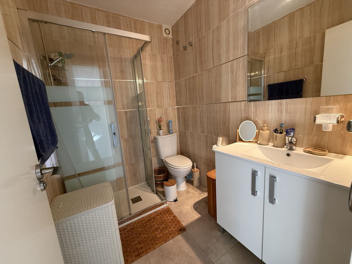 2 Bed Townhouse in Torrevieja
