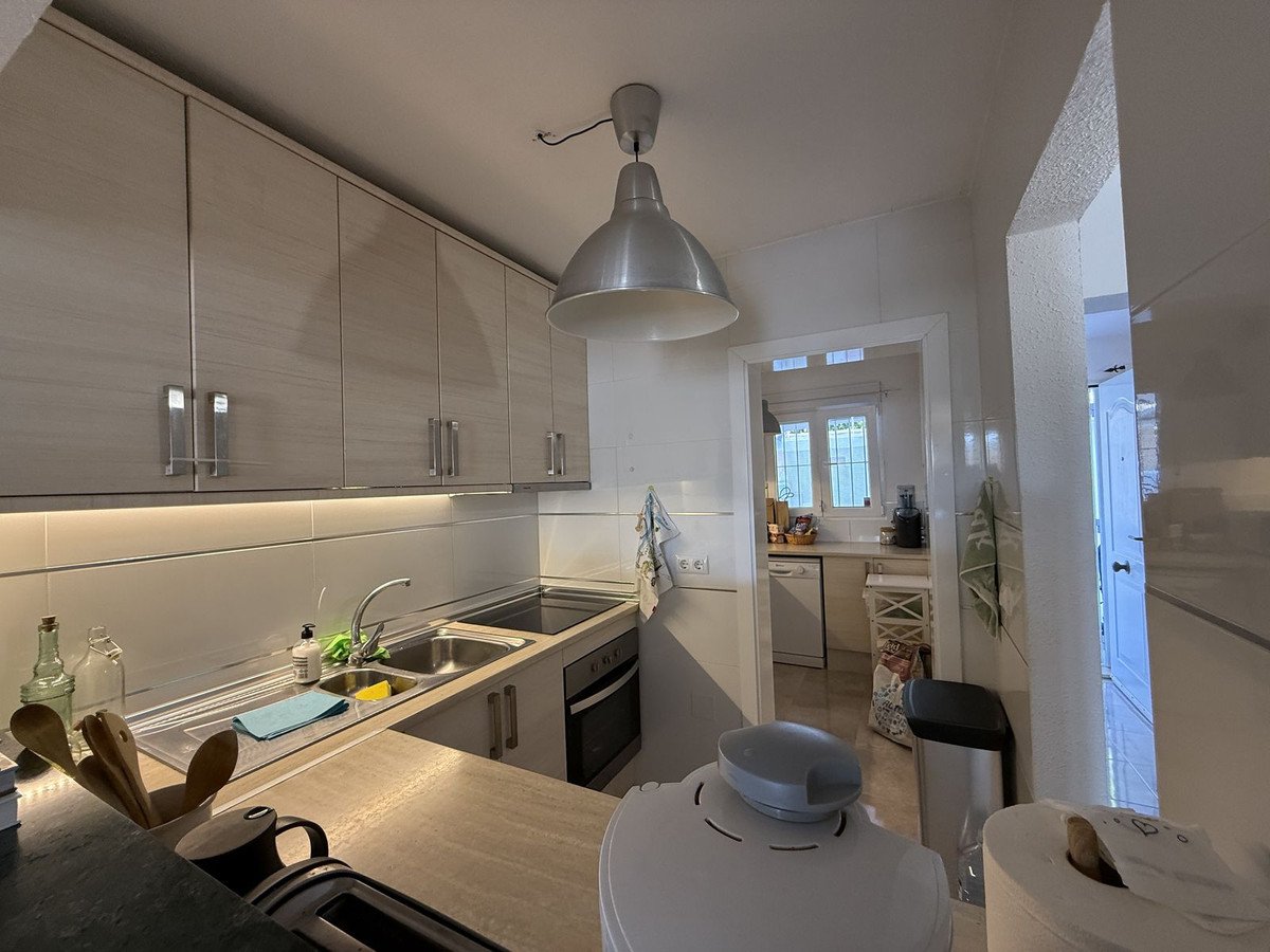 2 Bed Townhouse in Torrevieja