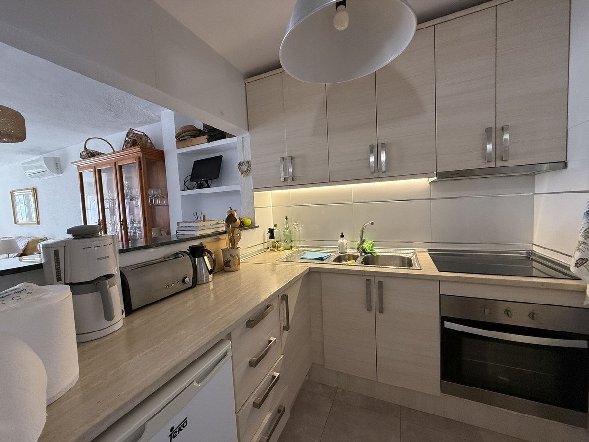 2 Bed Townhouse in Torrevieja