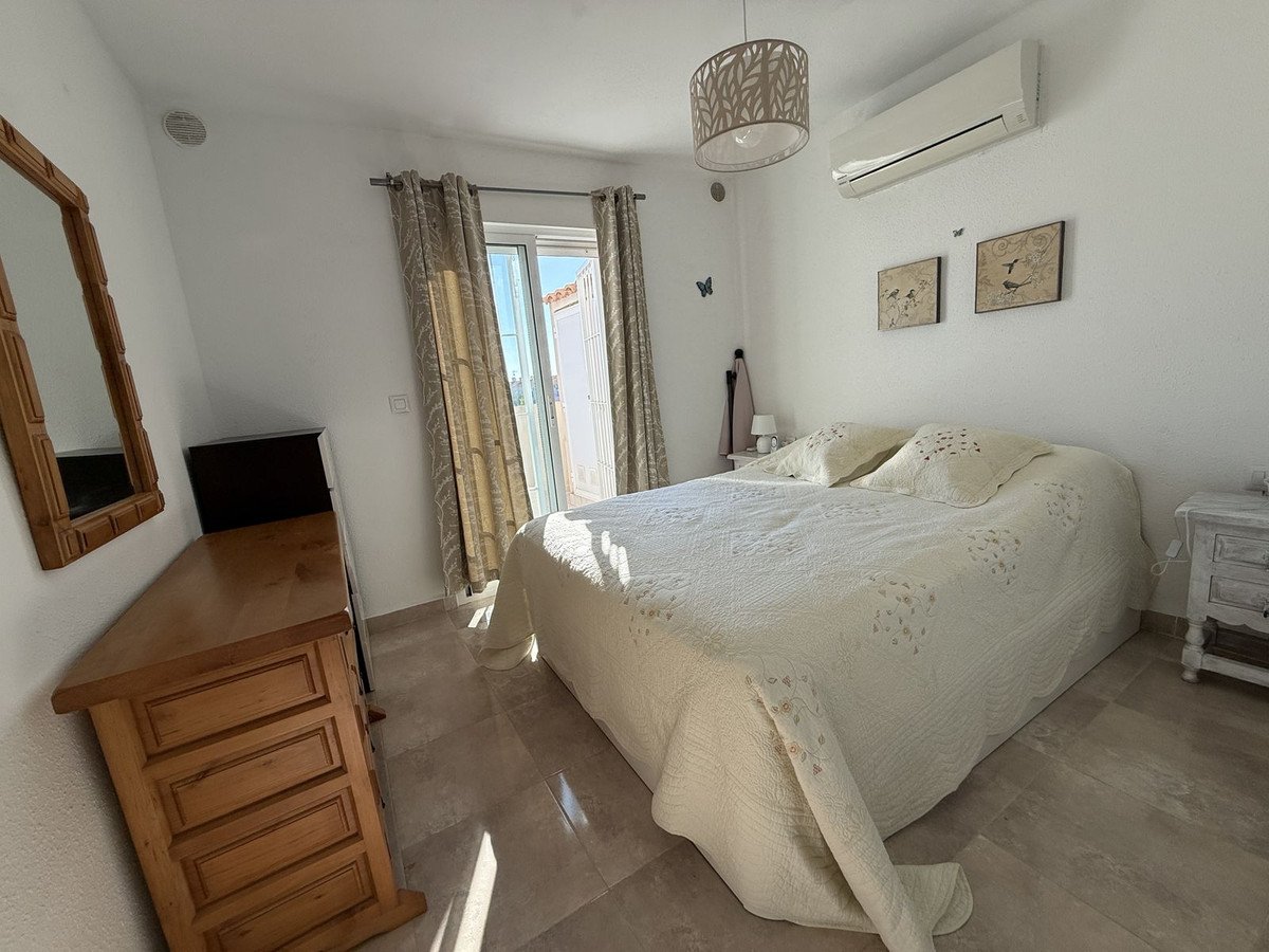 2 Bed Townhouse in Torrevieja