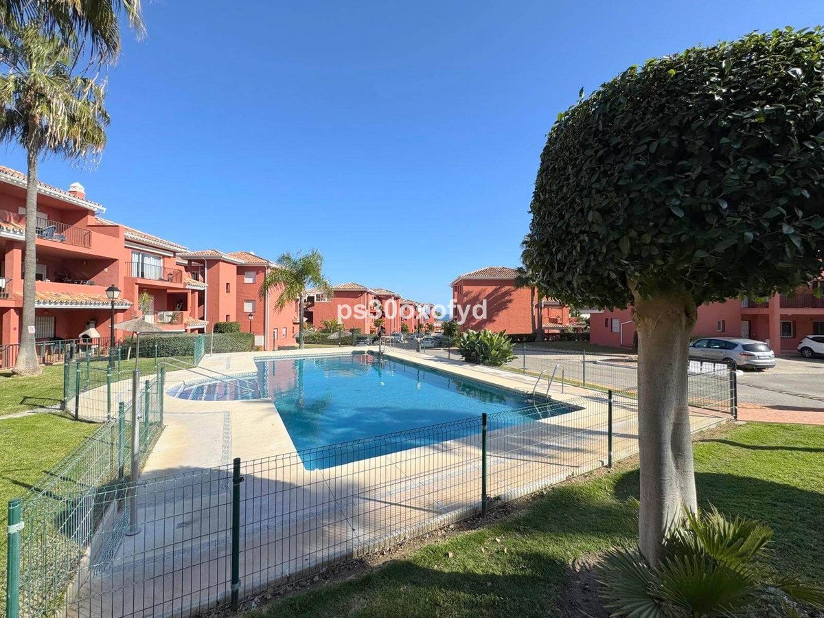 3 Bed Duplex in La Duquesa
