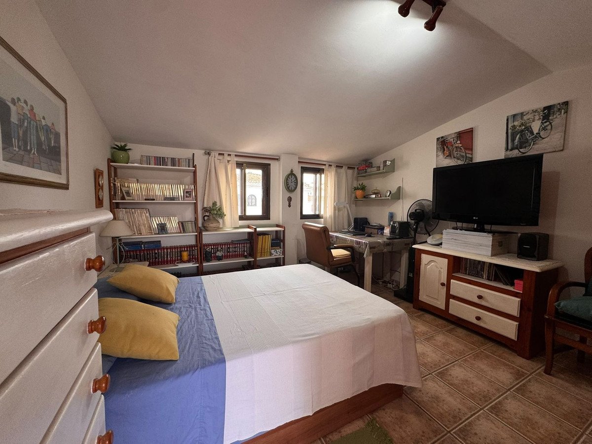 2 Bed Penthouse in Manilva