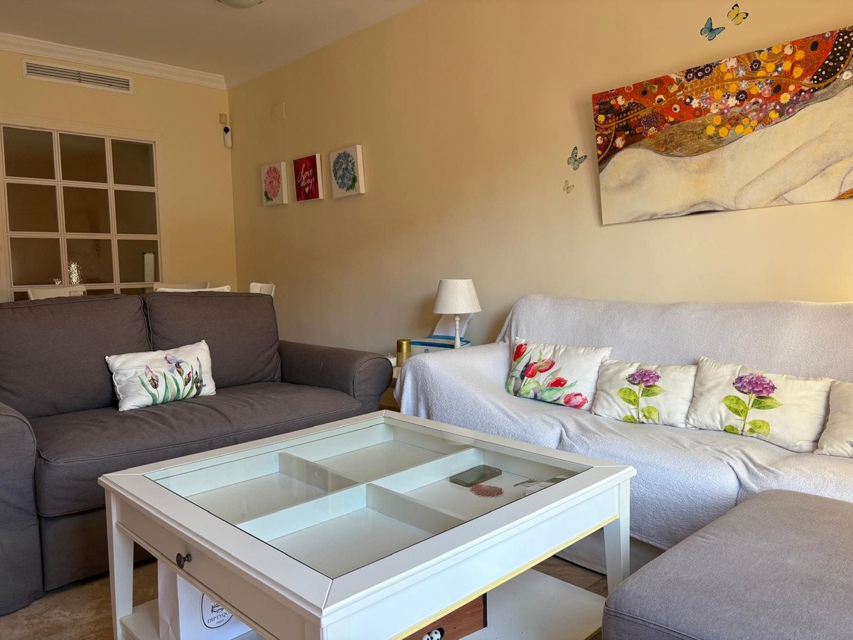 2 Bed Ground Floor Apartment in Estepona