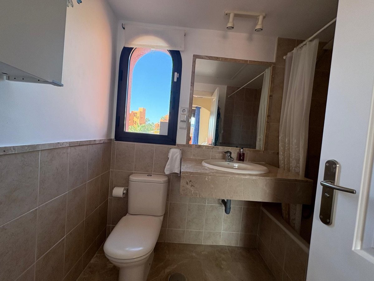 2 Bed Ground Floor Apartment in Estepona