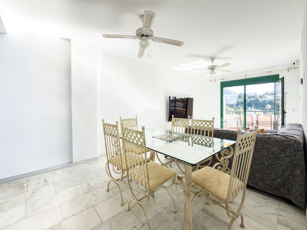 3 Bed Middle Floor Apartment in Fuengirola