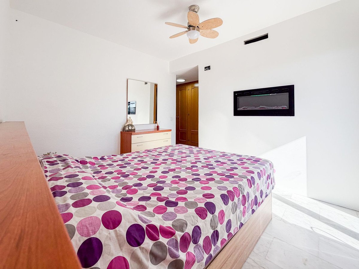 3 Bed Middle Floor Apartment in Fuengirola