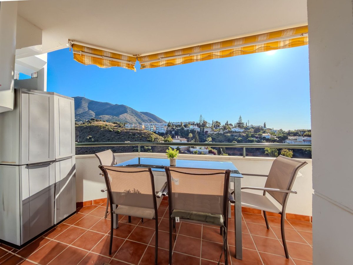 3 Bed Middle Floor Apartment in Fuengirola