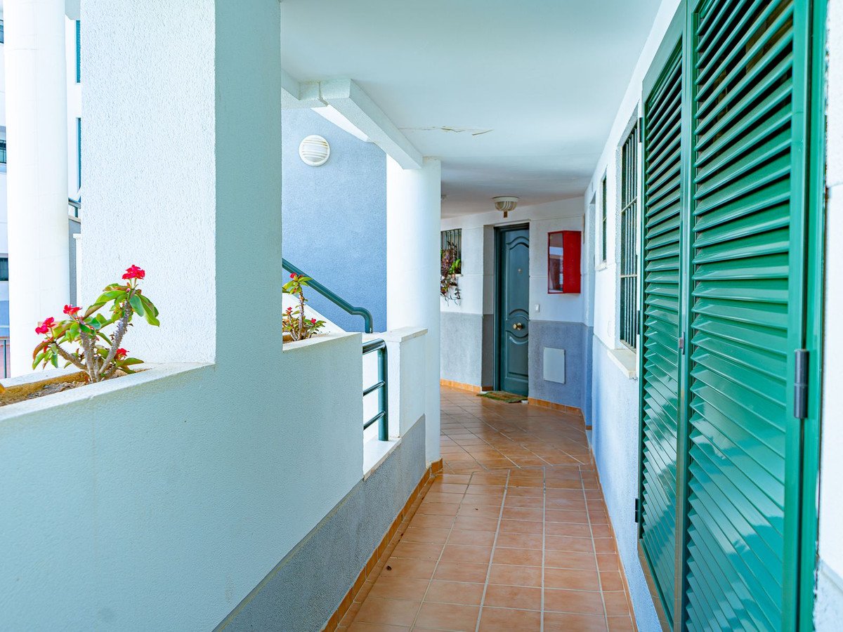 3 Bed Middle Floor Apartment in Fuengirola