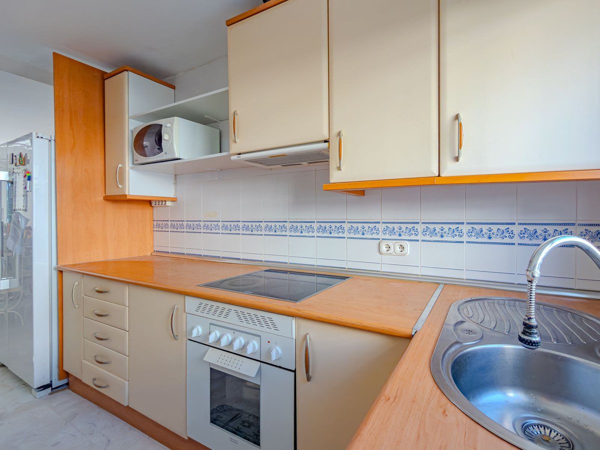 3 Bed Middle Floor Apartment in Fuengirola