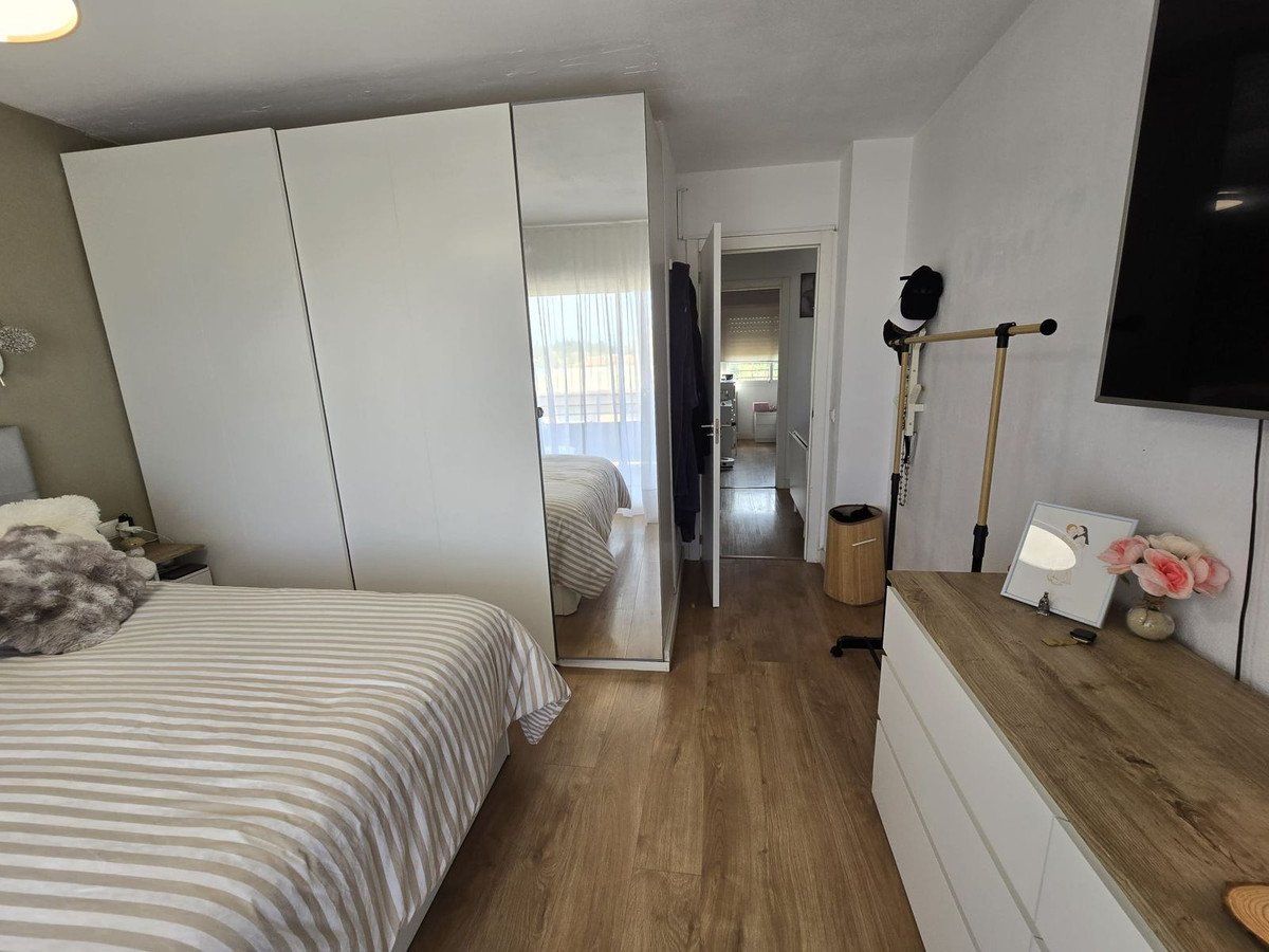 3 Bed Middle Floor Apartment in Marbella