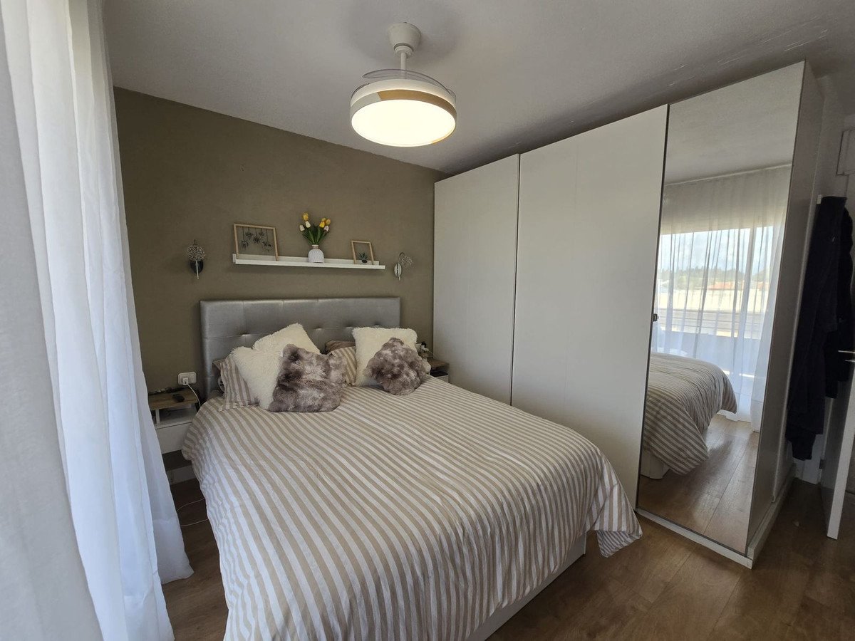3 Bed Middle Floor Apartment in Marbella